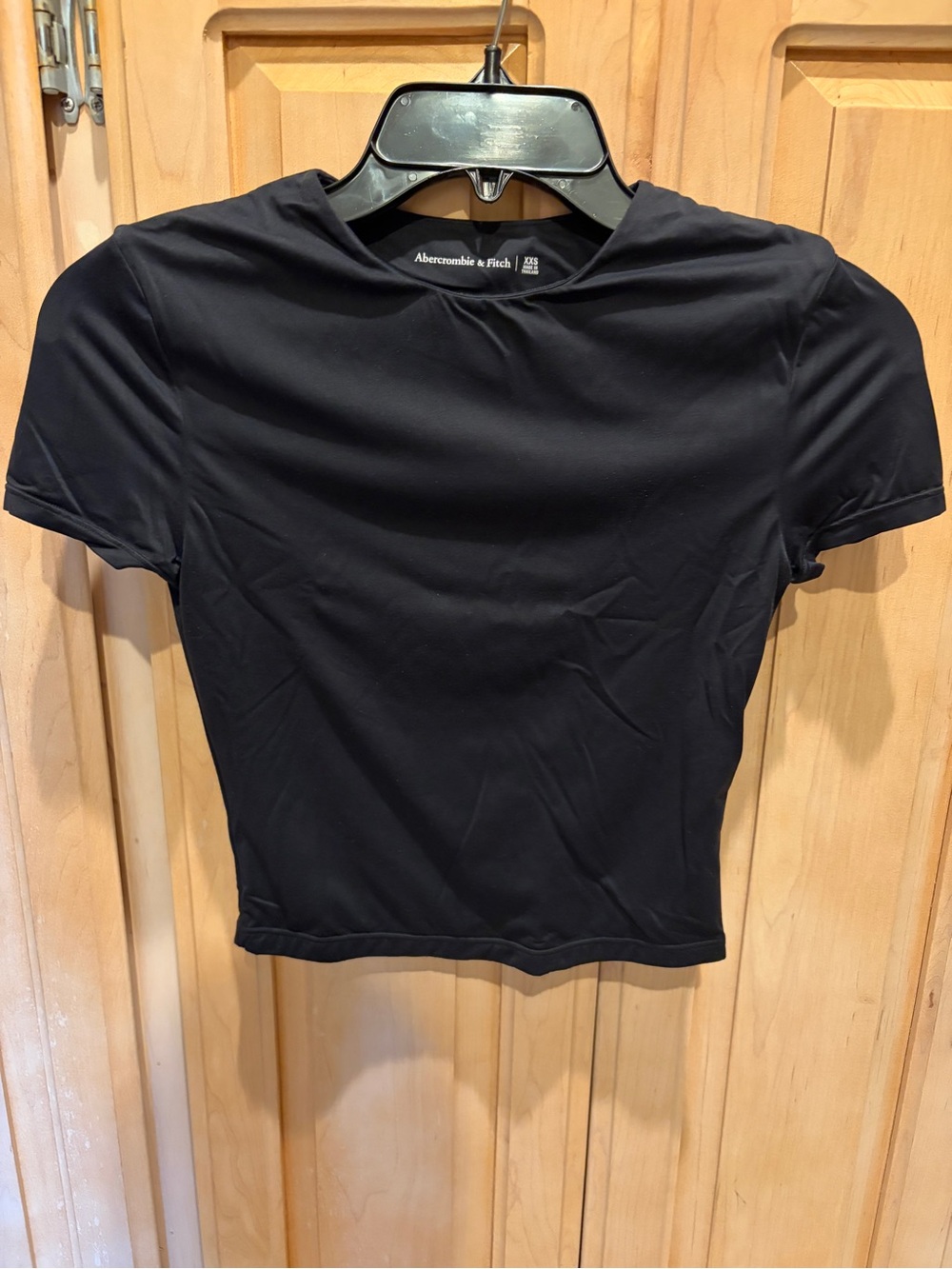Abercrombie & Fitch Black Short-Sleeve Crop Crewneck Top soft matte